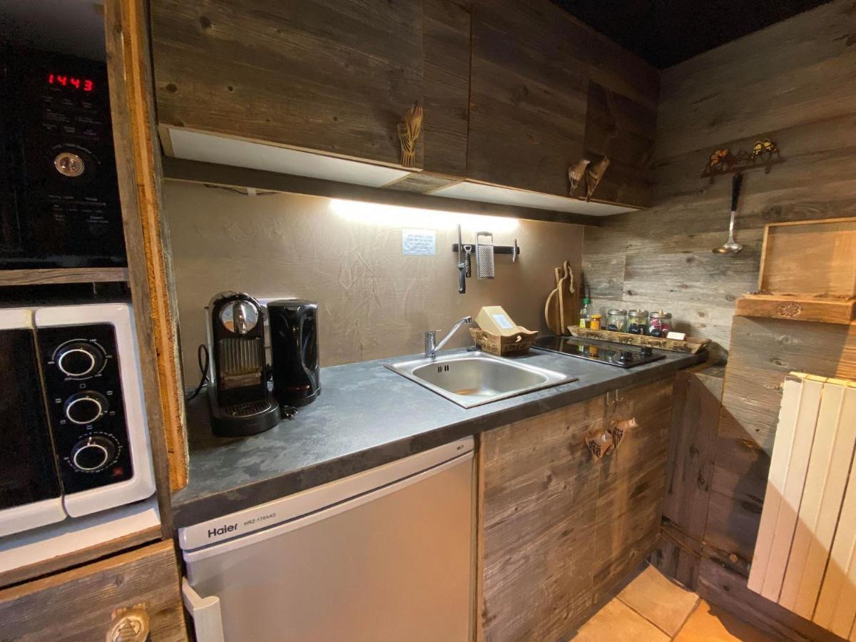 Micro-Lodge, Le Petit Nid D'Amour Montriond Exteriör bild