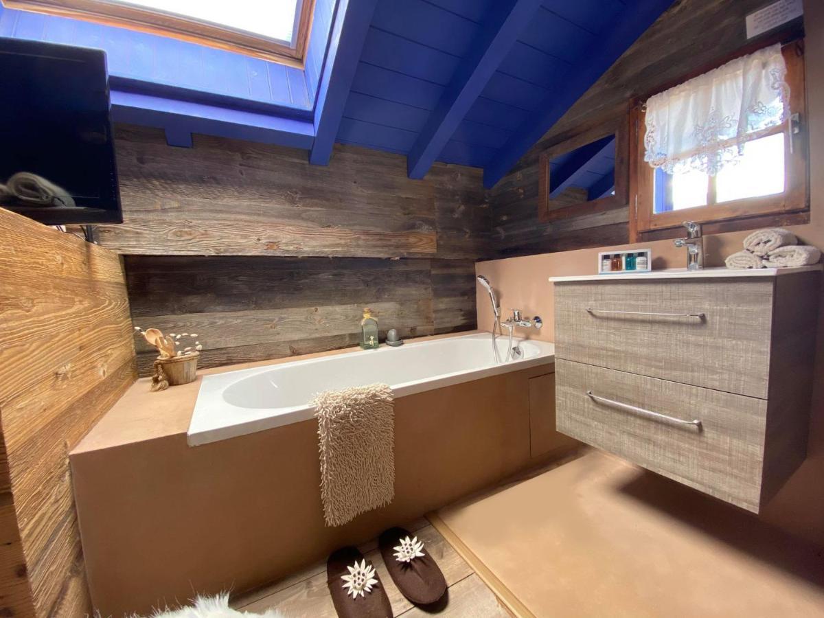 Micro-Lodge, Le Petit Nid D'Amour Montriond Exteriör bild