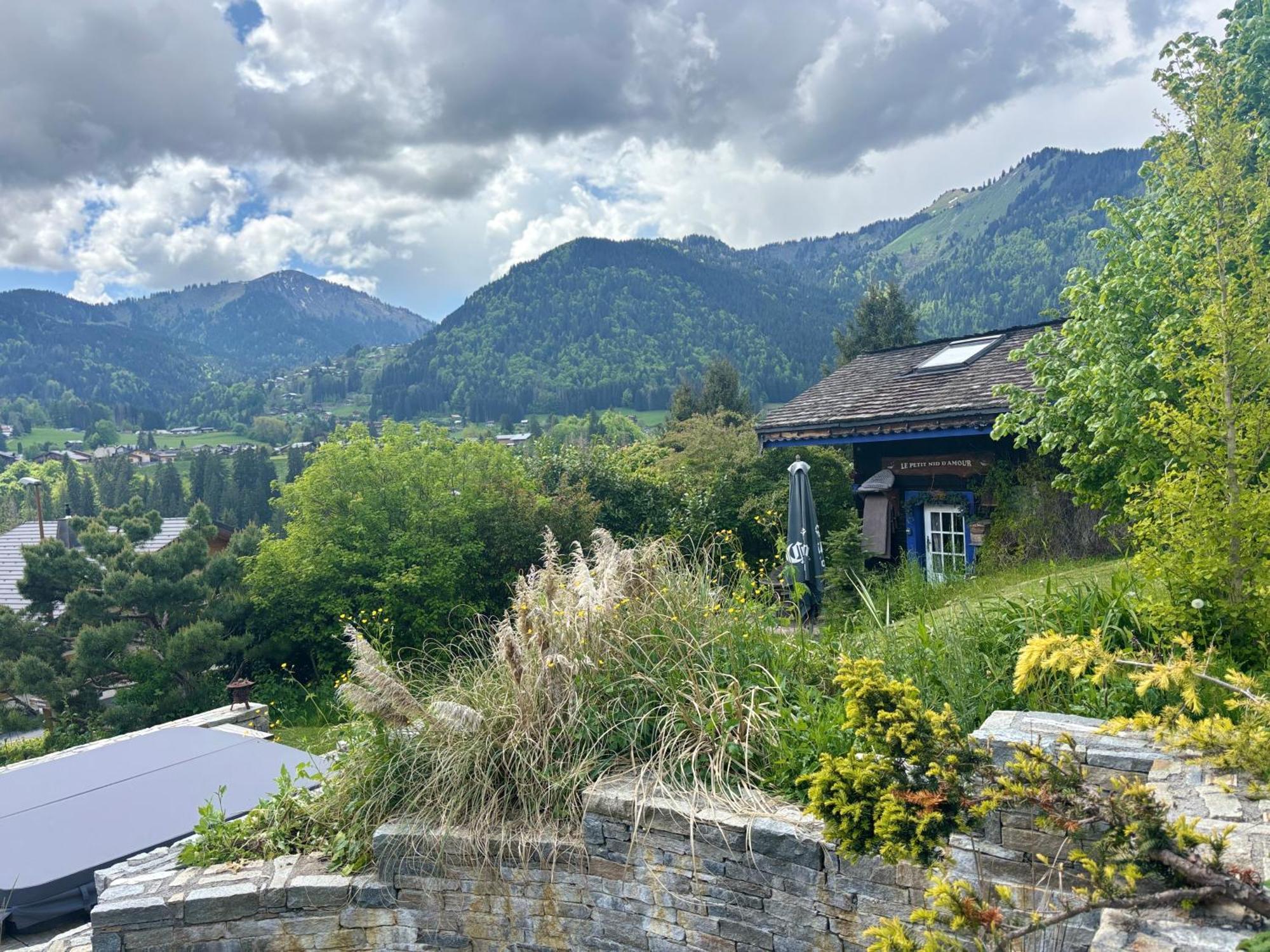 Micro-Lodge, Le Petit Nid D'Amour Montriond Exteriör bild