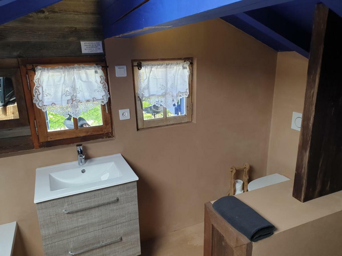 Micro-Lodge, Le Petit Nid D'Amour Montriond Exteriör bild