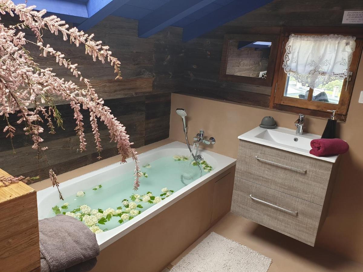 Micro-Lodge, Le Petit Nid D'Amour Montriond Exteriör bild