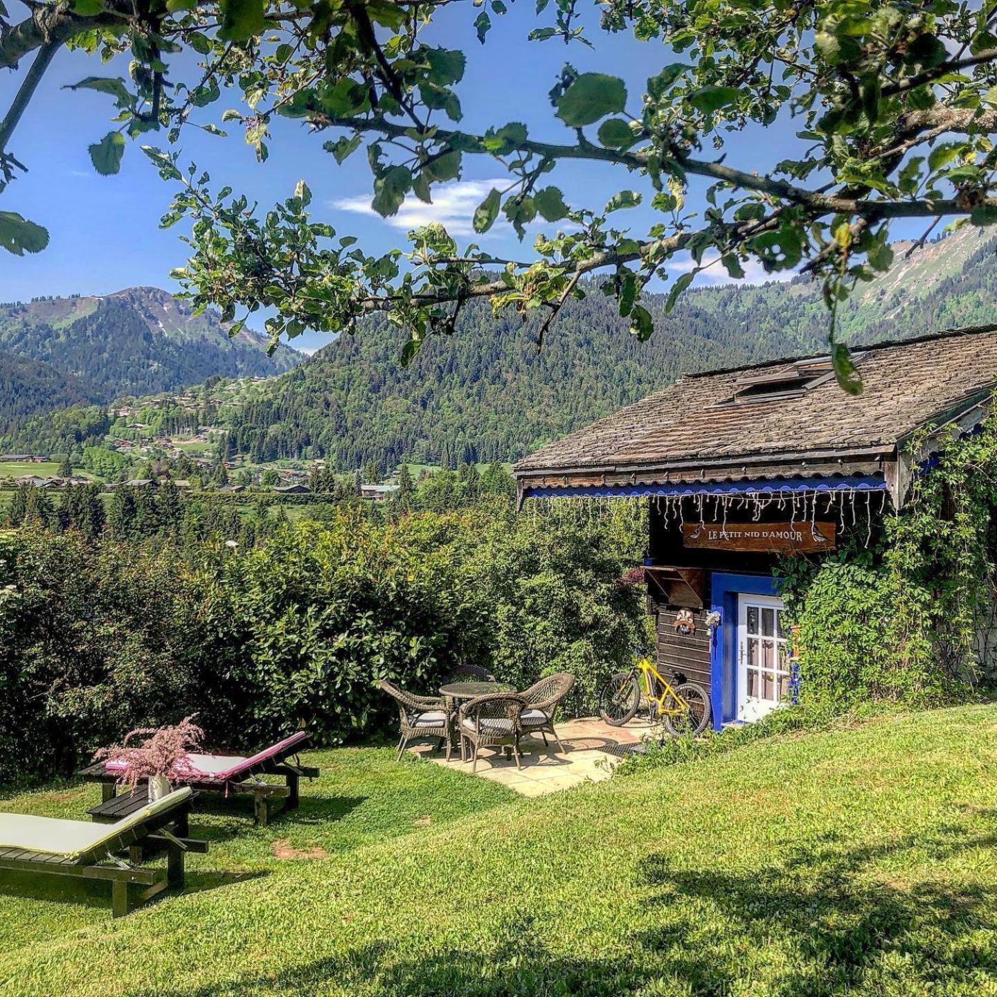 Micro-Lodge, Le Petit Nid D'Amour Montriond Exteriör bild